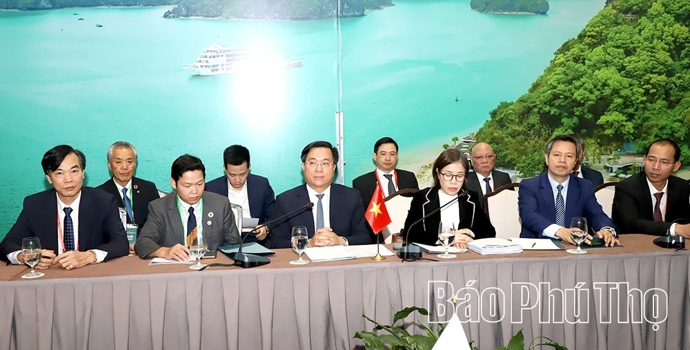 Chủ tịch UBND tỉnh Trần Duy Đông tiếp, làm việc với Đại sứ Đặc mệnh toàn quyền Nhật Bản