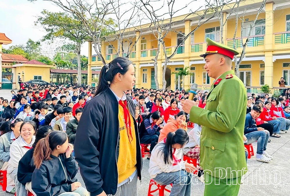 Tăng cường xử lý vi phạm giao xe cho người chưa đủ tuổi