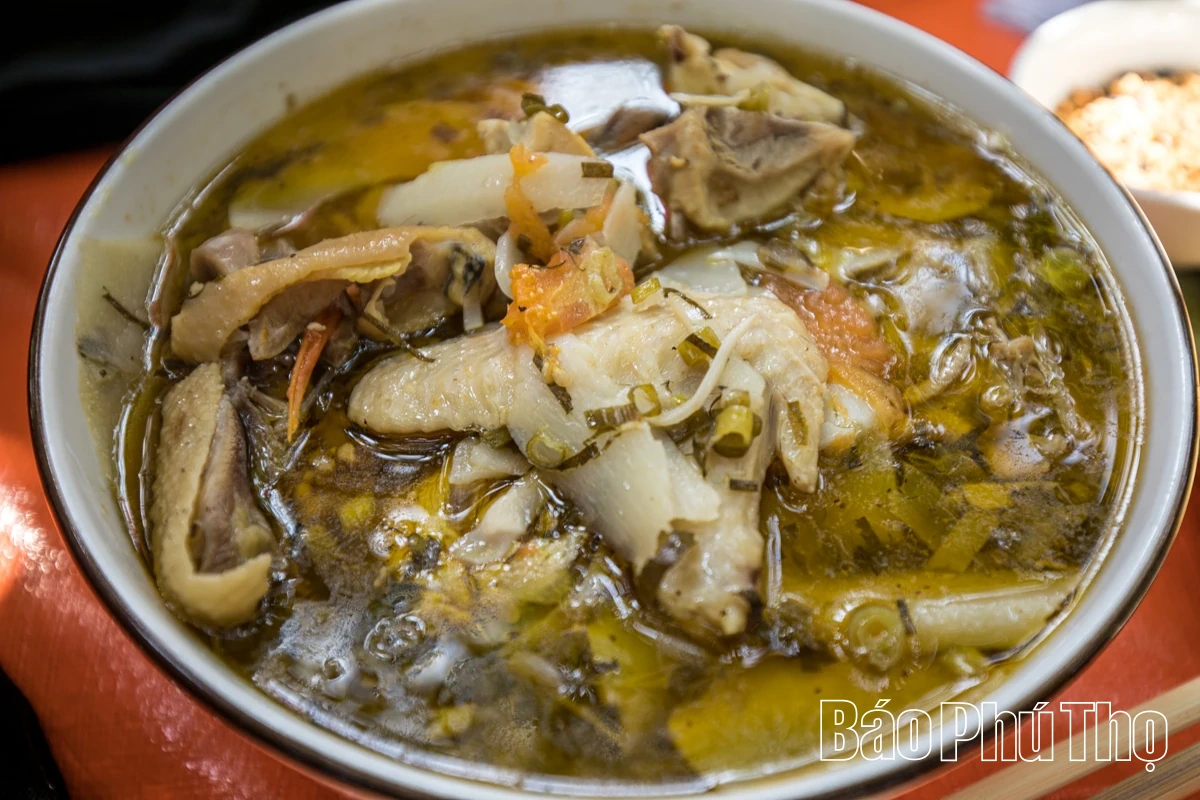 Trải nghiệm giữa sắc cam Cao Phong rực rỡ