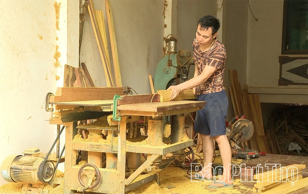 Nghề mộc Vân Hà – khi những đôi bàn tay giữ hồn làng