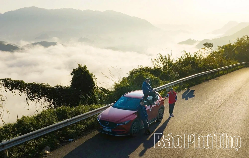 Checkin đèo Cón để săn mây