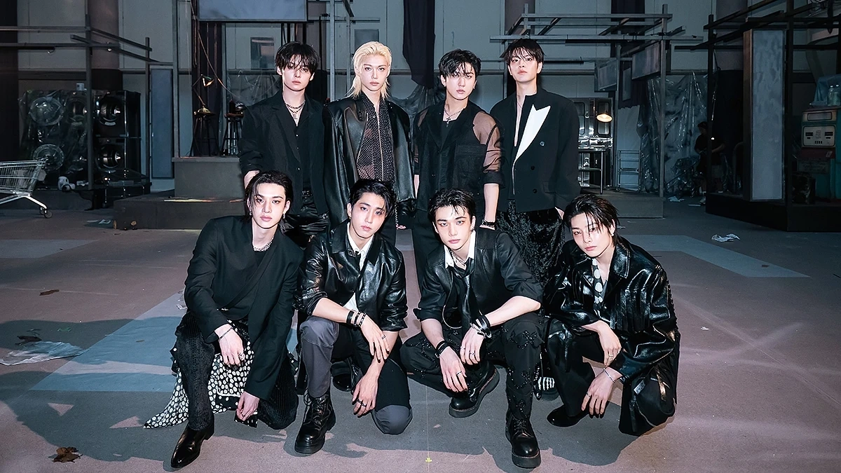 Stray Kids, nhóm K-pop đầu tiên 8 lần ra mắt liên tiếp giữ vị trí số 1 Billboard