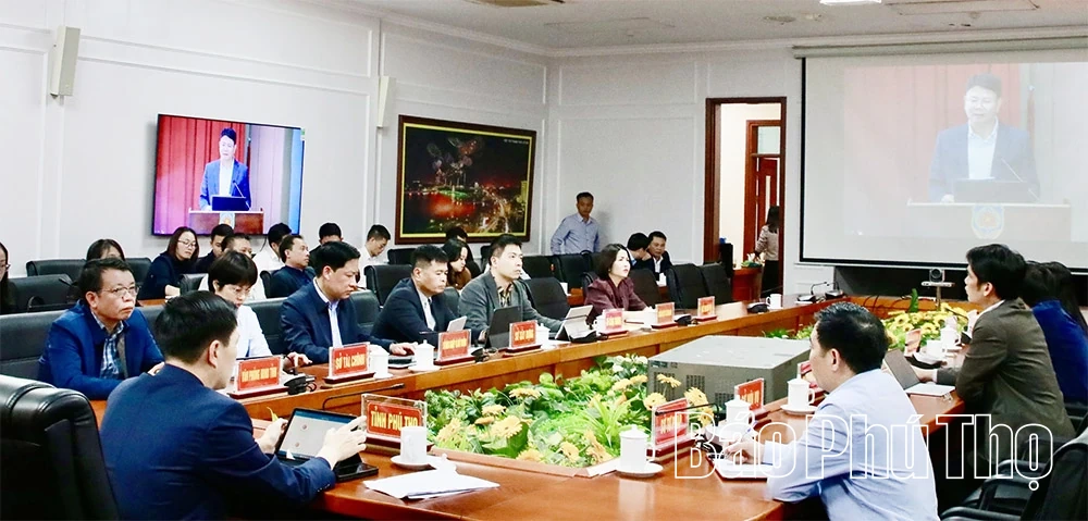 Hội nghị trực tuyến toàn quốc hướng dẫn rà soát, chuẩn hóa toàn bộ thủ tục hành chính ở cả 3 cấp chính quyền