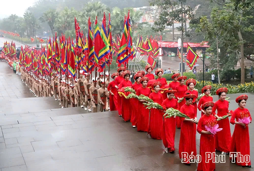 Hành trình của một nhiệm kỳ lịch sử