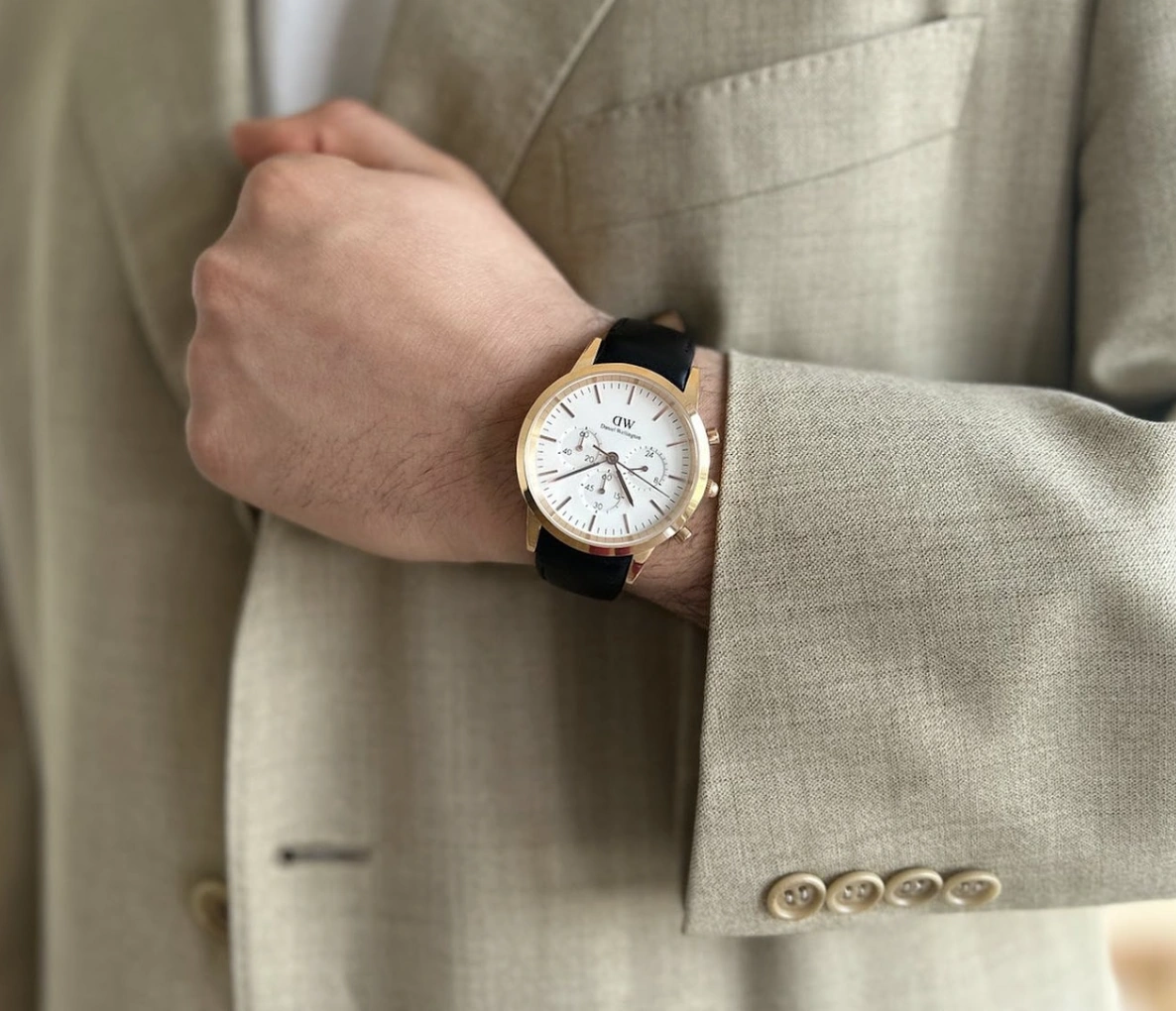 Đồng hồ Daniel Wellington nam - Phụ kiện khẳng định đẳng cấp quý ông