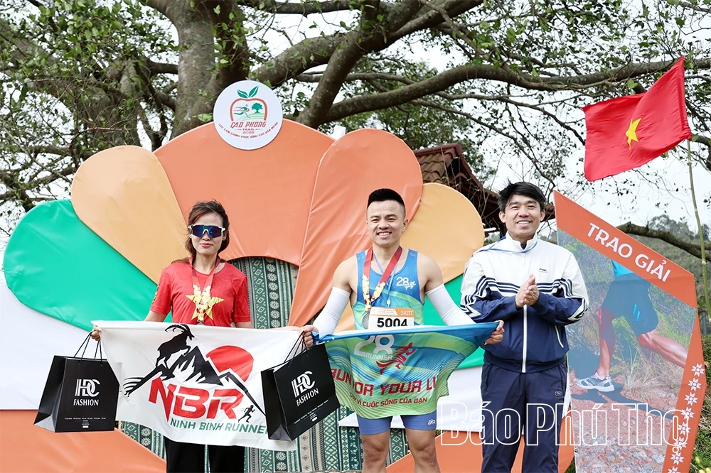 Cao Phong Trail 2025 - Sắc cam chinh phục đỉnh cao Bản Mừng