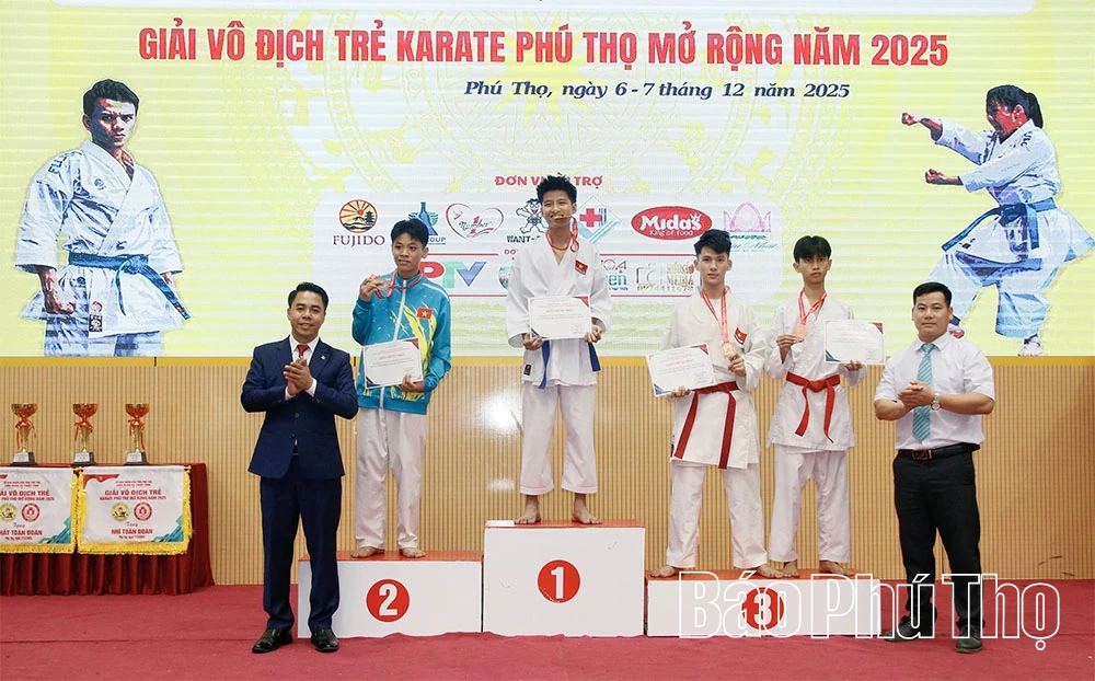 Hơn 800 vận động viên tham dự Giải Vô địch trẻ Karate Phú Thọ mở rộng lần thứ III