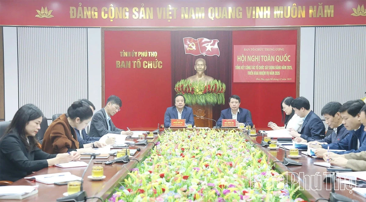 Ngành Tổ chức xây dựng Đảng tiếp tục đoàn kết, đổi mới, hoàn thành xuất sắc nhiệm vụ được giao