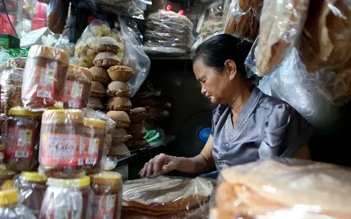 Từ 2026, hộ kinh doanh có doanh thu dưới 500 triệu đồng/năm không phải nộp thuế