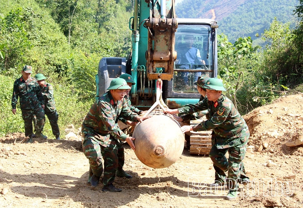Lính công binh và “cuộc đối đầu sinh - tử”