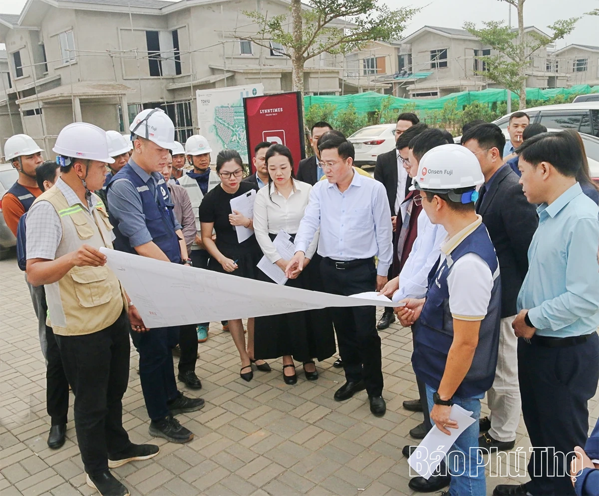 Phó Chủ tịch UBND tỉnh Vũ Việt Văn kiểm tra một số dự án trên địa bàn tỉnh