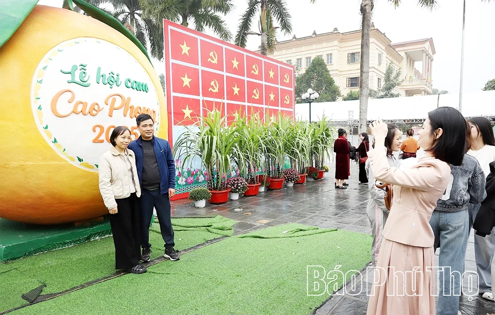 Khai mạc các hoạt động văn nghệ, thể thao tại Lễ hội Cam Cao Phong năm 2025