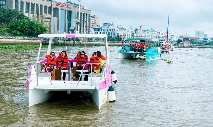 Nhiều sản phẩm, dịch vụ du lịch đồng hành cùng Lễ hội Văn hóa Sông nước Cần Thơ