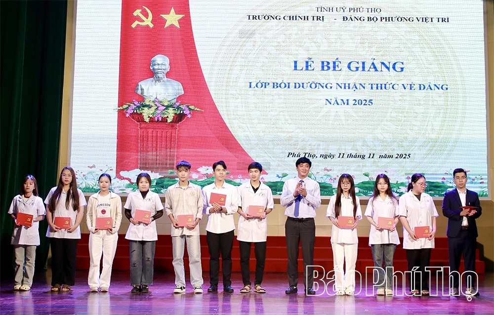 Gieo “hạt giống đỏ”