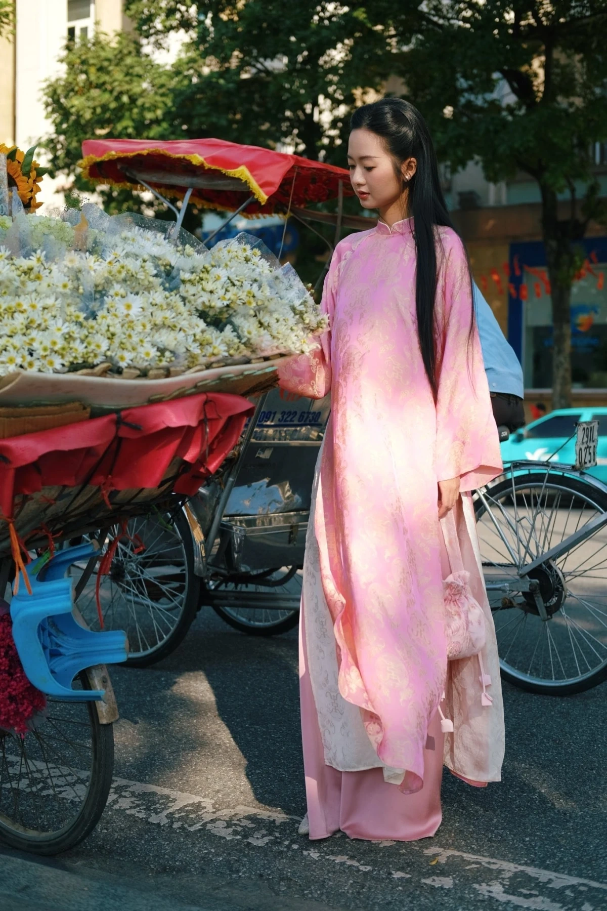 9 kiểu áo dài hot dịp Tết 2026