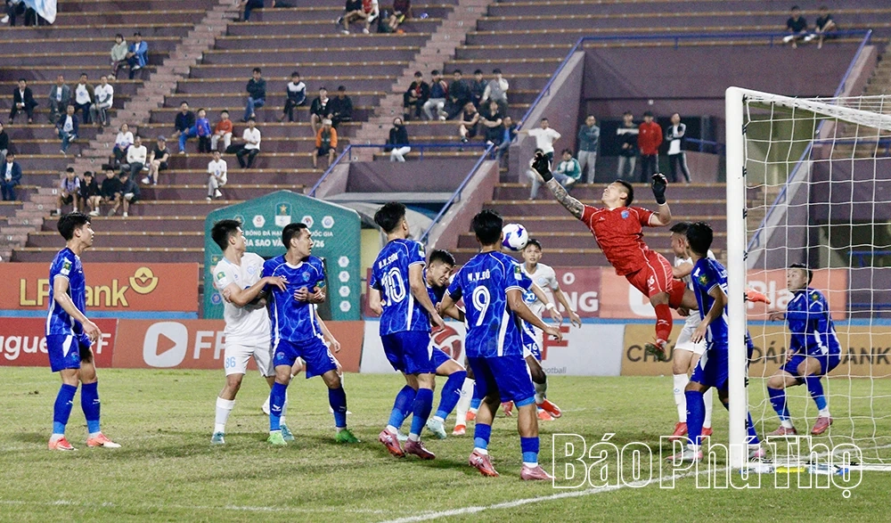 Xuân Thiện Phú Thọ thắng ấn tượng Quảng Ninh trên sân nhà