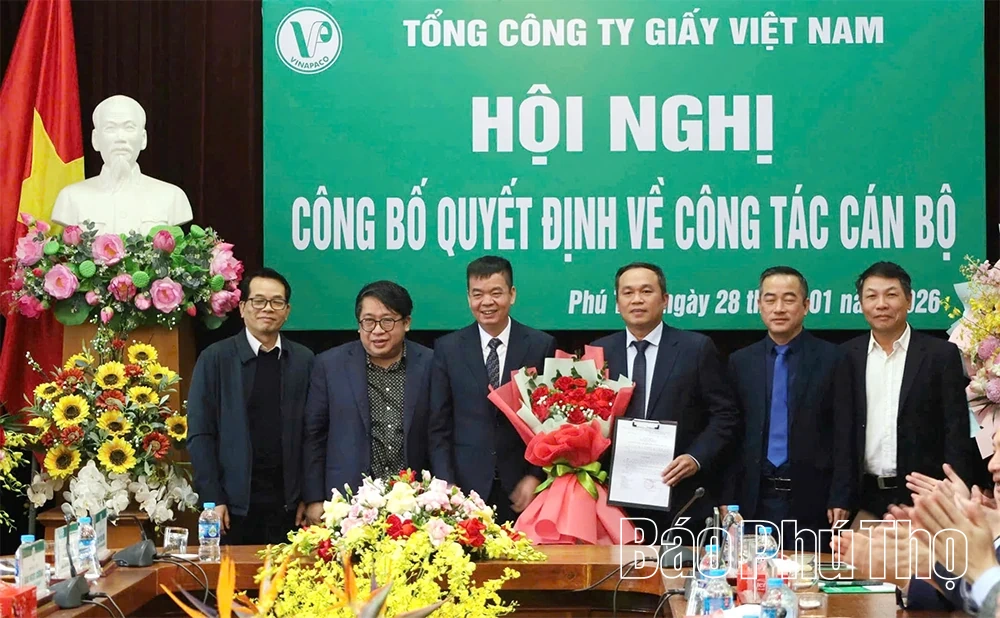 Công bố quyết định bổ nhiệm Tổng Giám đốc Tổng Công ty Giấy Việt Nam