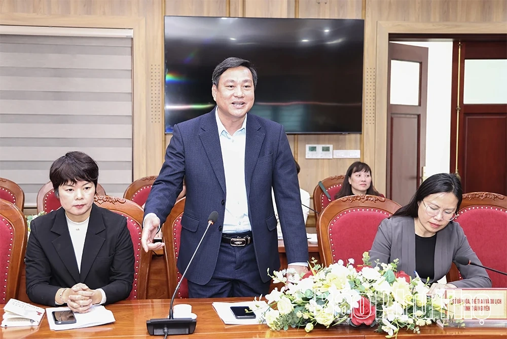 Tiếp tục đẩy mạnh phong trào thi đua ngành Văn hóa, Thể thao và Du lịch