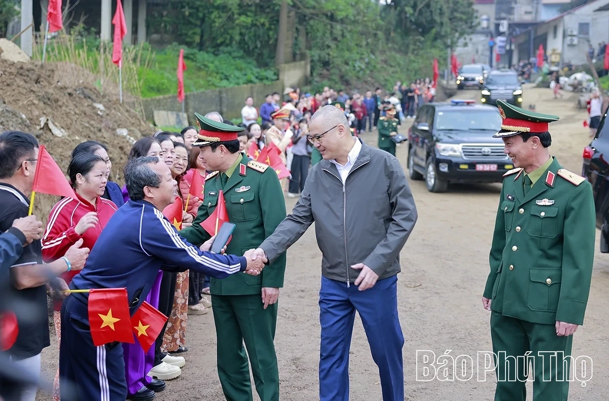 Lễ thông xe cầu phao Đoan Hùng