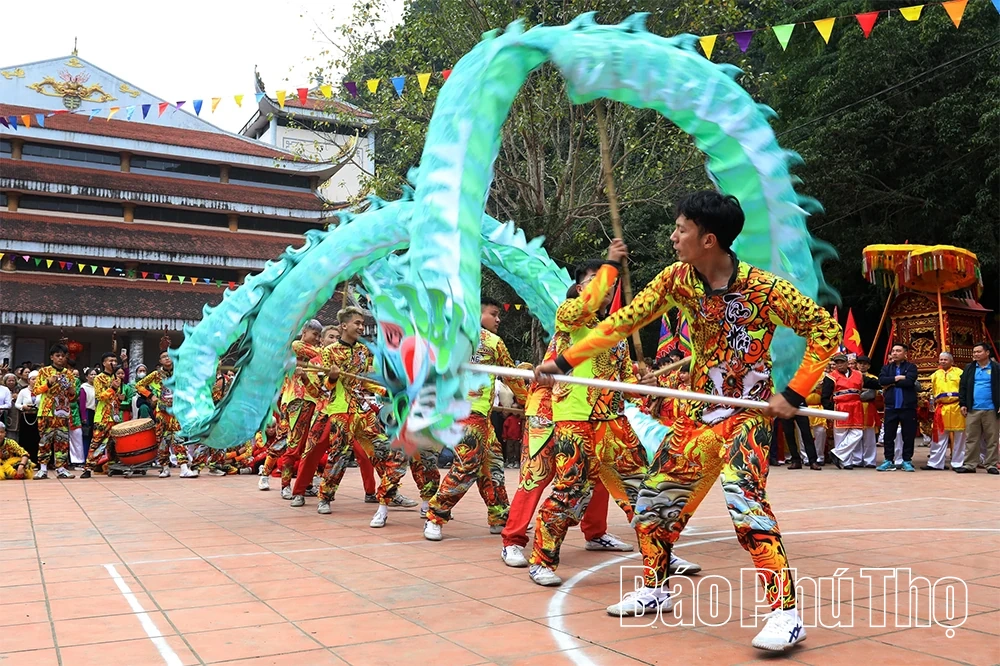 Độc đáo lễ hội Chùa Tiên