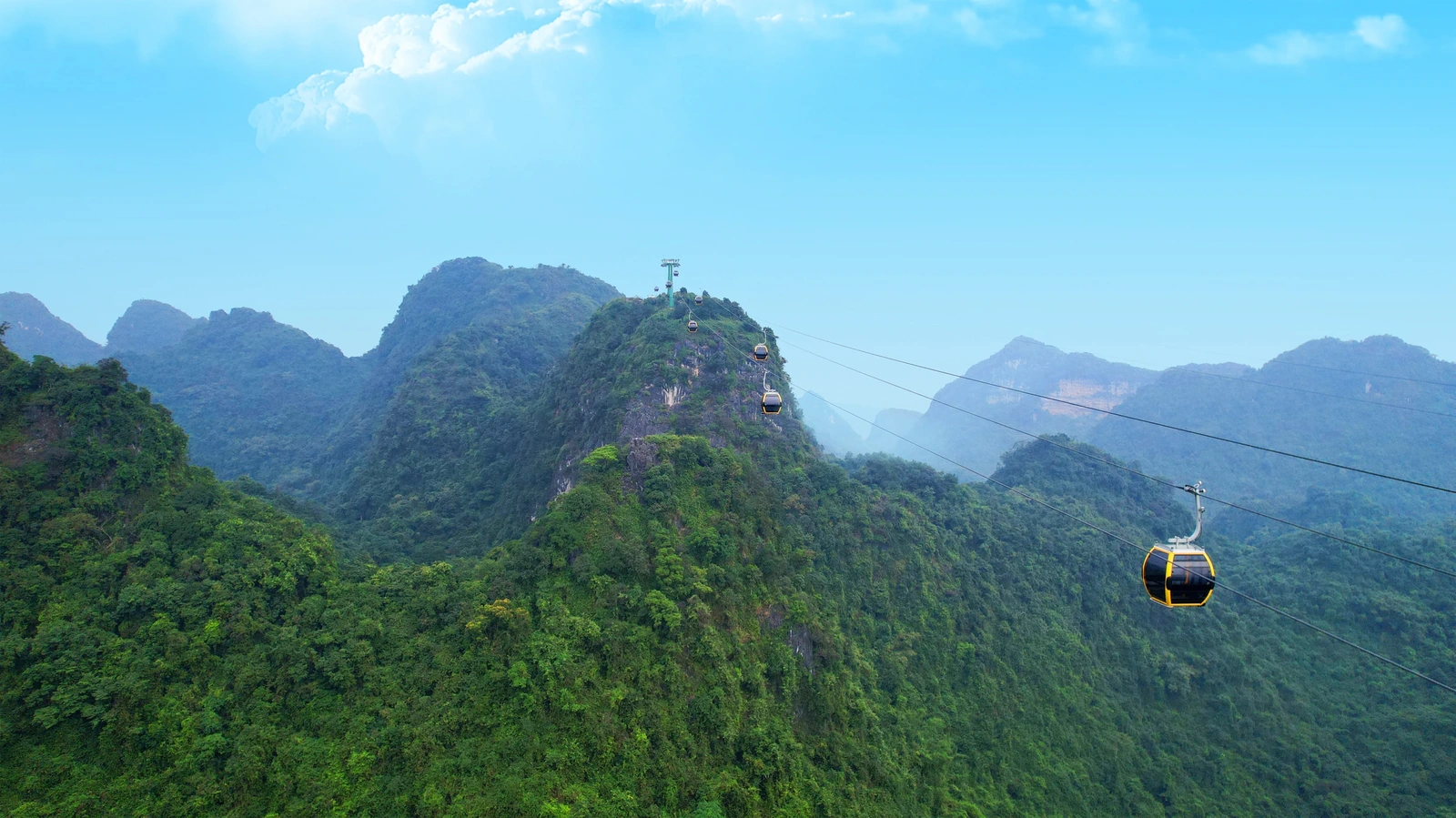Hành trình kết nối di sản và tâm linh