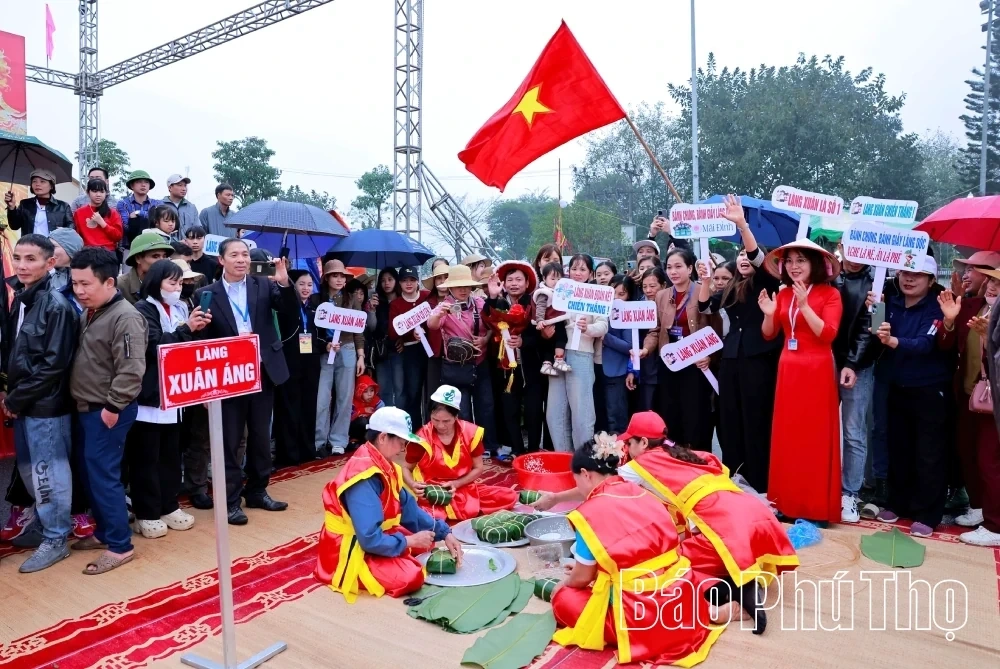 Over 300,000 Visitors Flock to Au Co Mother Temple During Tet and 2026 Spring Festival