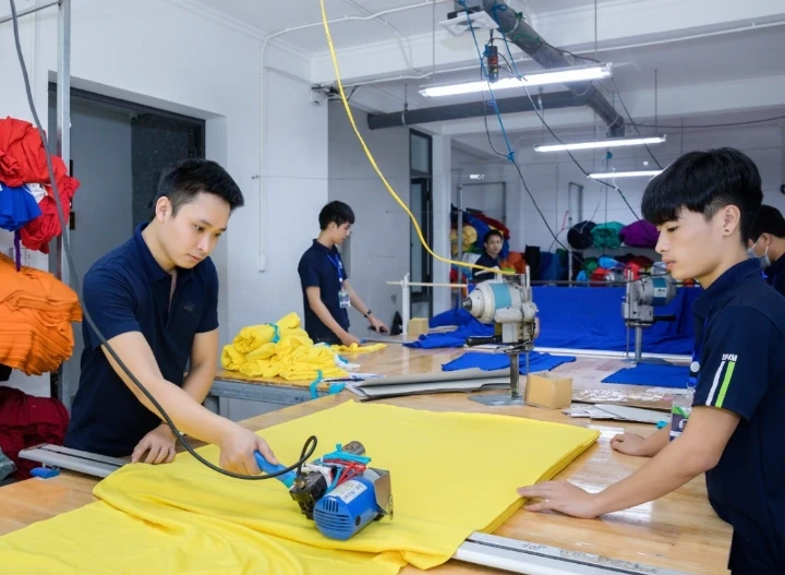 Đồng Phục Nam Phương dẫn đầu trong việc may đồng phục bảo hộ cho công nhân