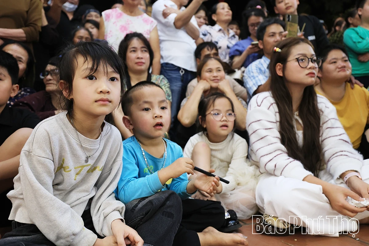 Nét văn hóa đặc sắc lễ hội Trò Trám