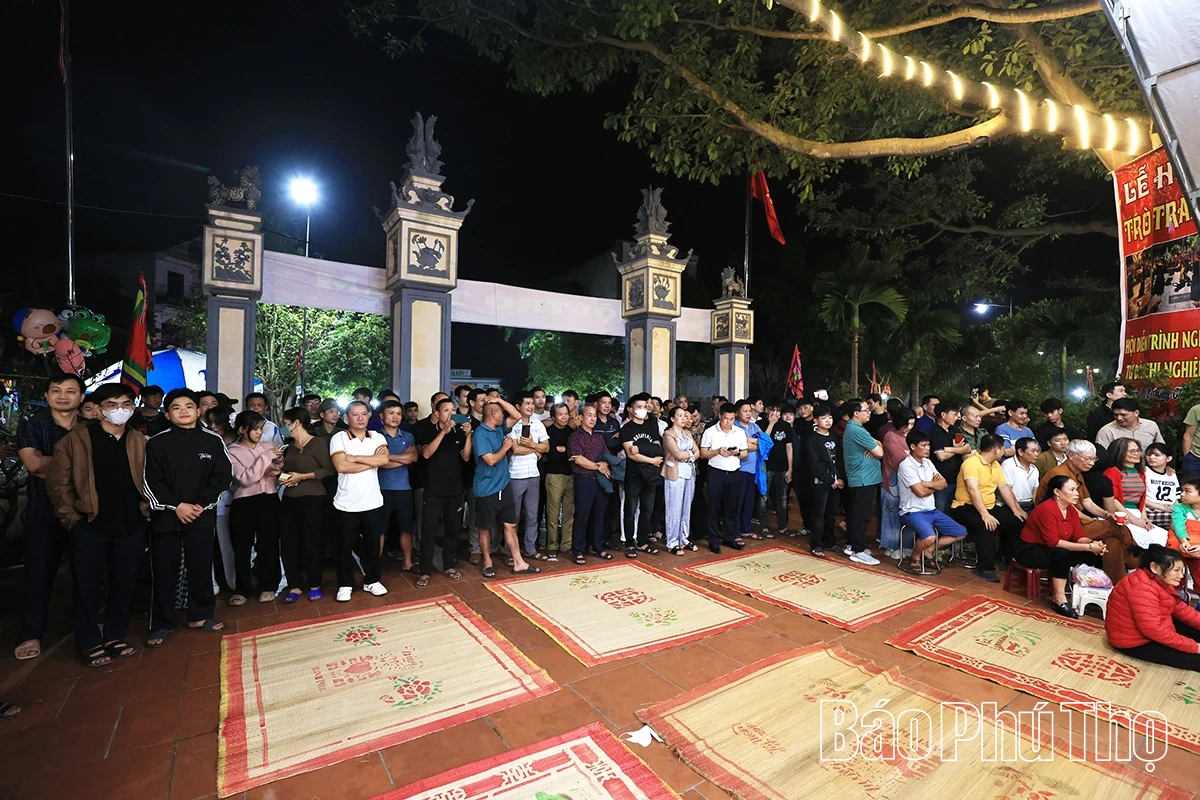 Nét văn hóa đặc sắc lễ hội Trò Trám