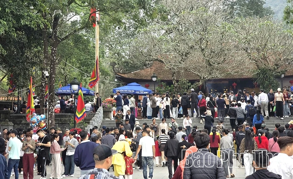 Tây Thiên: Hành trình chạm vào mây ngàn và cõi tịnh