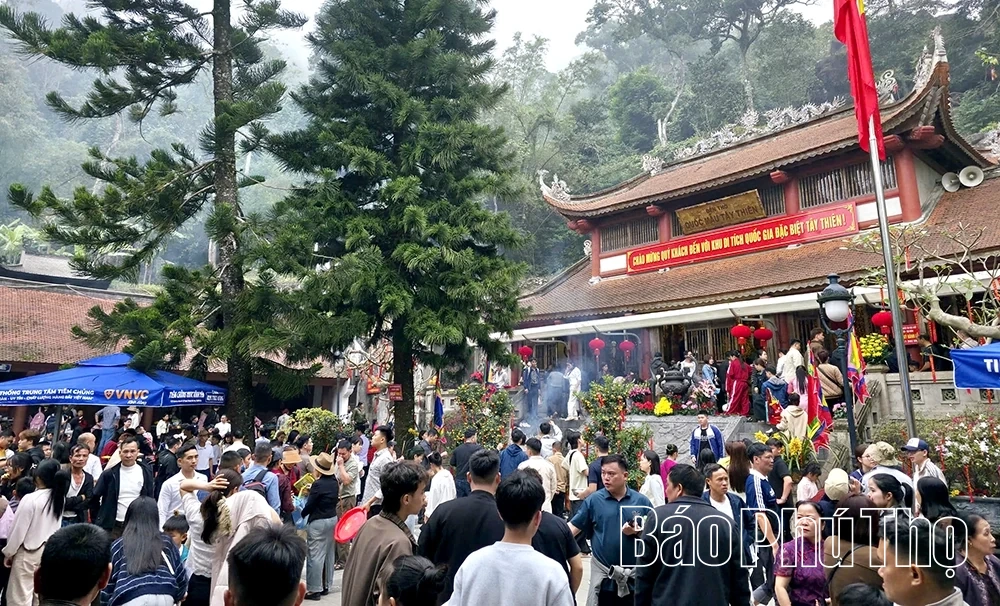 Tây Thiên: Hành trình chạm vào mây ngàn và cõi tịnh