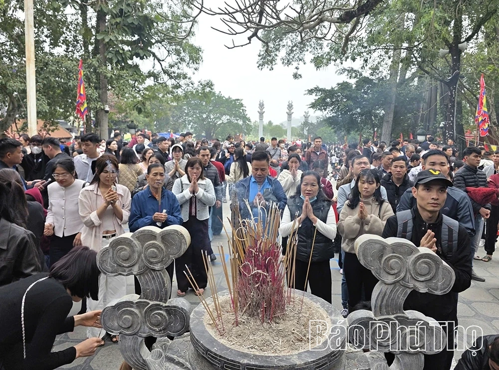 Tây Thiên: Hành trình chạm vào mây ngàn và cõi tịnh