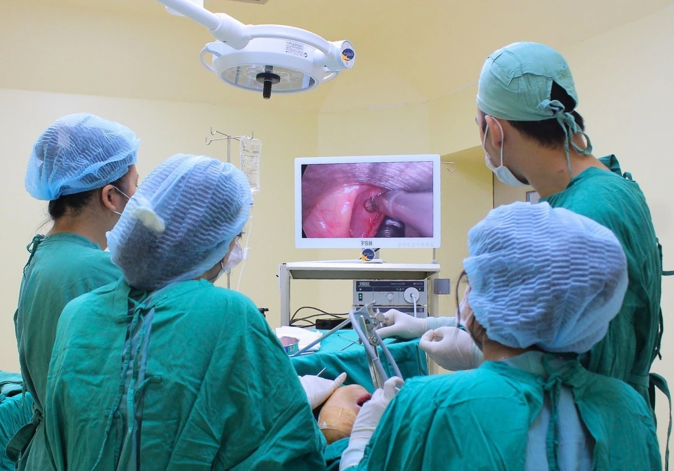 Khàn tiếng, hụt hơi... coi chừng mắc bệnh lý nguy hiểm