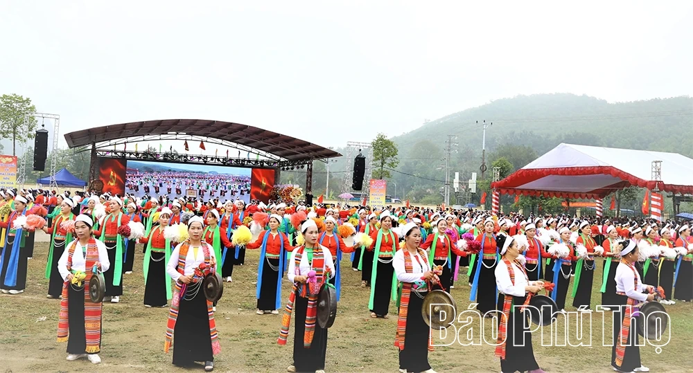 Sức hút Lễ hội Mường Động - nơi hội tụ sắc Xuân Đất Tổ