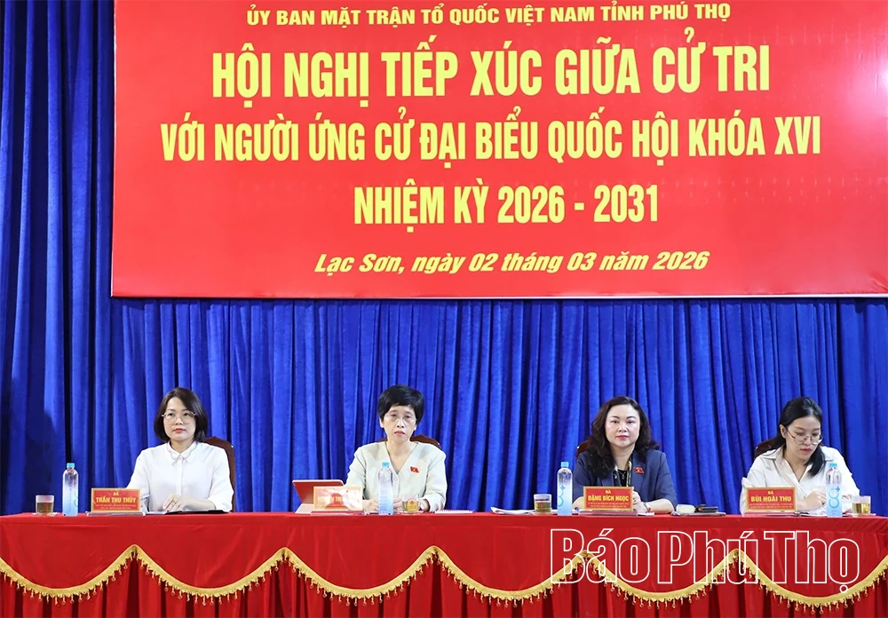 Các ứng cử viên đại biểu Quốc hội tiếp xúc cử tri, vận động tranh cử tại 8 xã khu vực Lạc Sơn