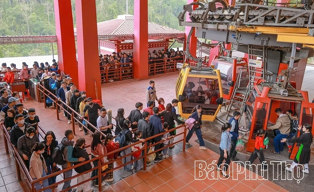 Ready for the Tay Thien Festival