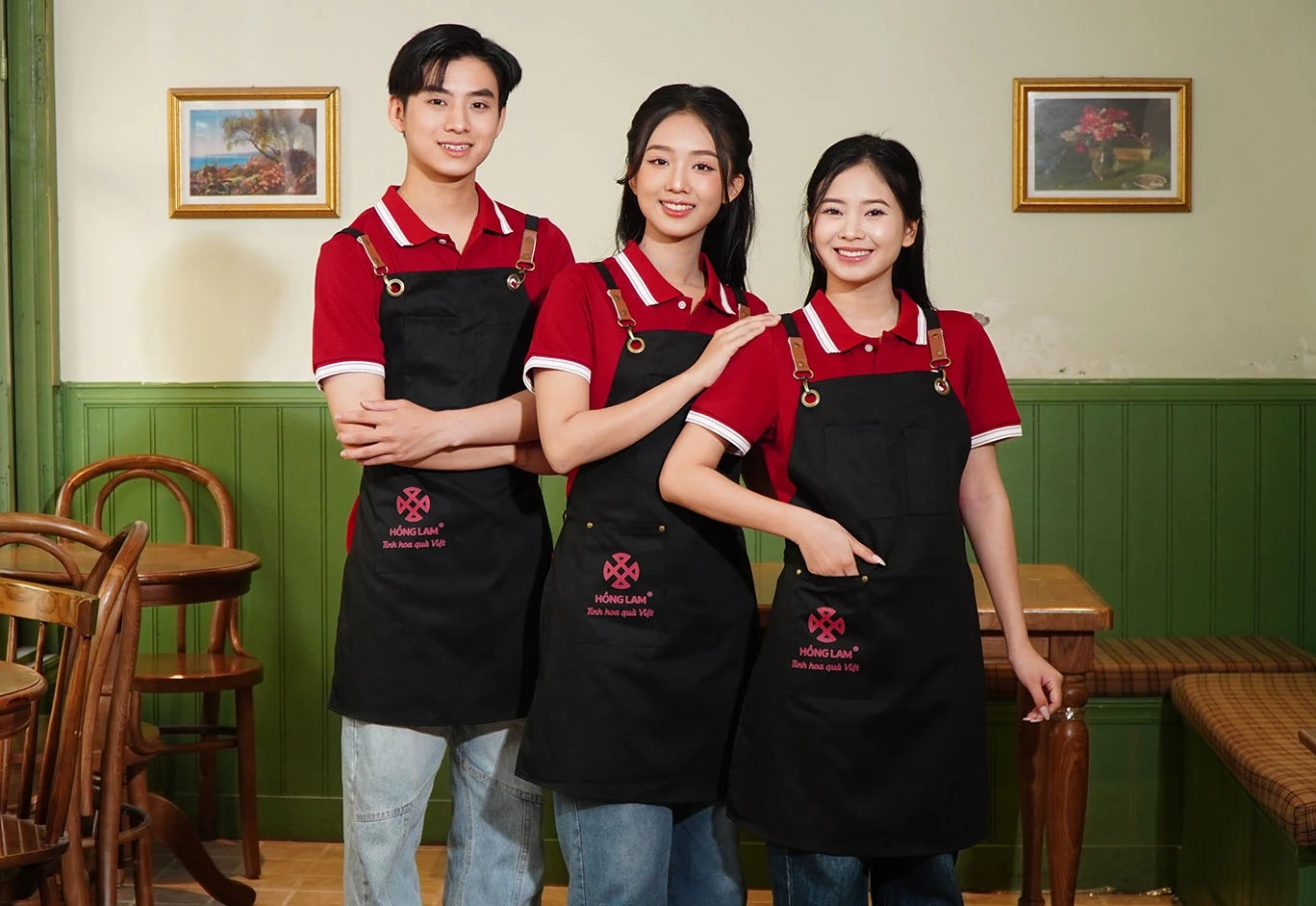 Cách Chọn Đồng Phục Nhà Hàng Phù Hợp Với Thương Hiệu