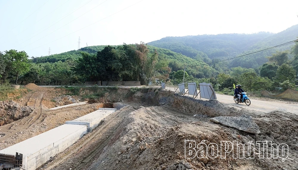 Cấp thiết đẩy nhanh tiến độ hoàn thành thi công tỉnh lộ 445