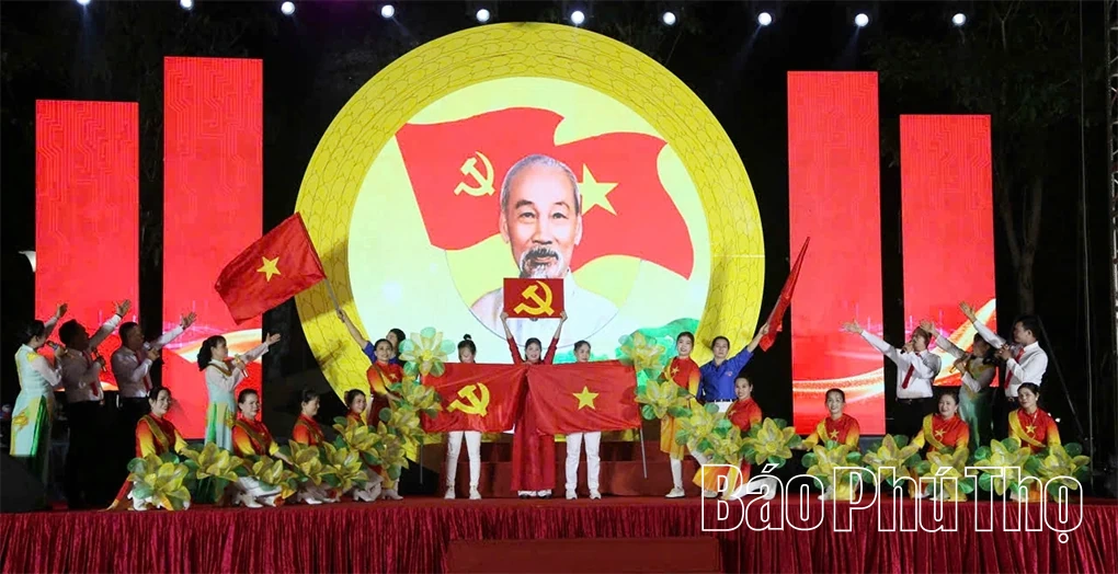 Chương trình nghệ thuật “Ngày hội non sông” chào mừng thành công cuộc bầu cử