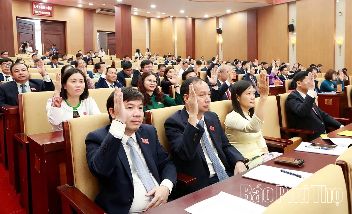 Kỳ họp thứ nhất HĐND tỉnh khóa XX: Kiện toàn các chức danh của HĐND tỉnh và UBND tỉnh