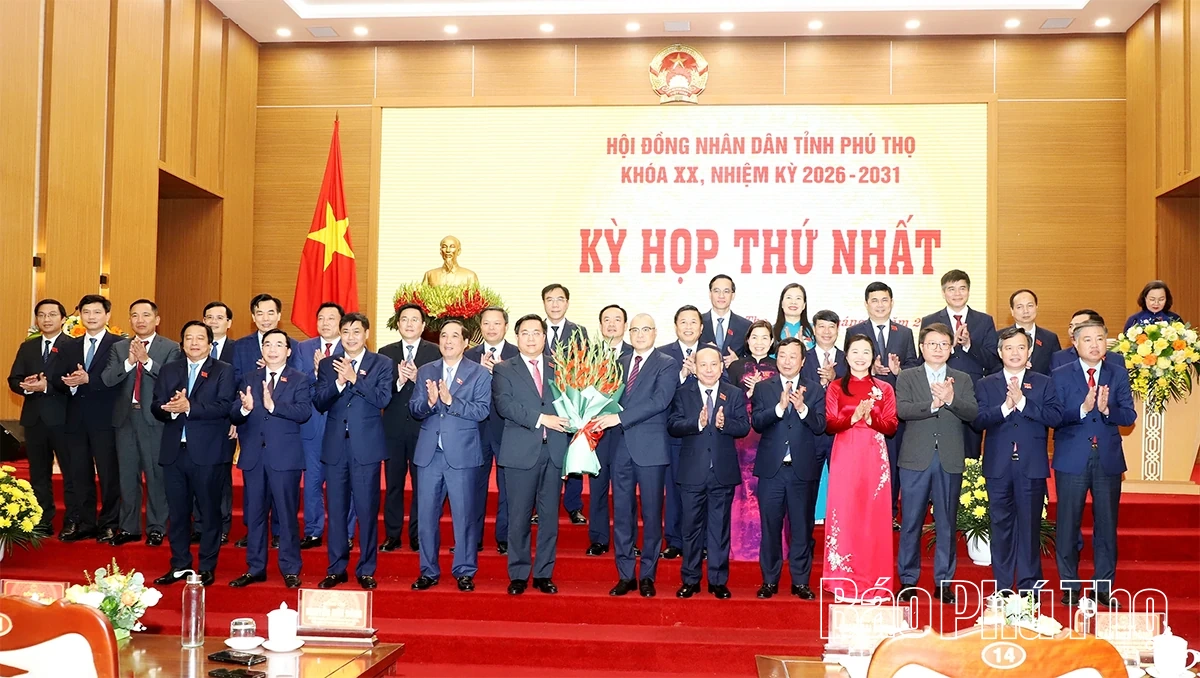 Kỳ họp thứ nhất HĐND tỉnh khóa XX: Kiện toàn các chức danh của HĐND tỉnh và UBND tỉnh