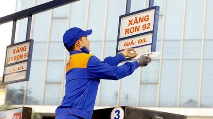 Giá xăng dầu hôm nay (4/4): Giá dầu thế giới tăng sốc