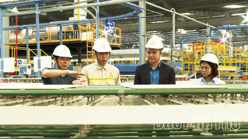 Chuyển đổi số giúp doanh nghiệp thích ứng biến động thị trường