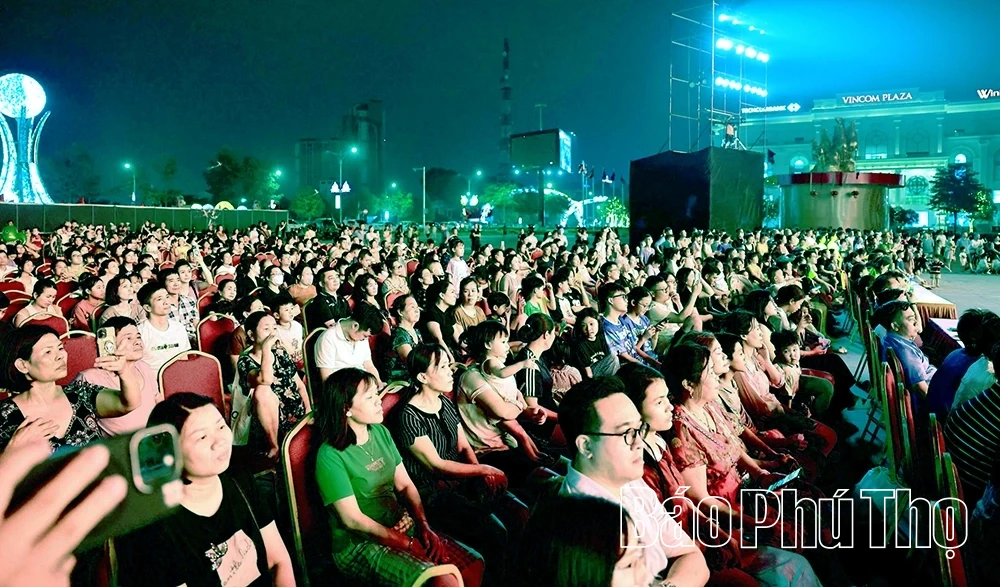 Tổng duyệt Chương trình nghệ thuật Khai mạc Lễ hội Đền Hùng và Tuần Văn hóa - Du lịch Đất Tổ năm Bính Ngọ 2026