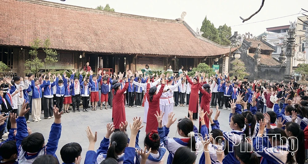 Hùng Lô - Điểm sáng du lịch văn hóa cộng đồng