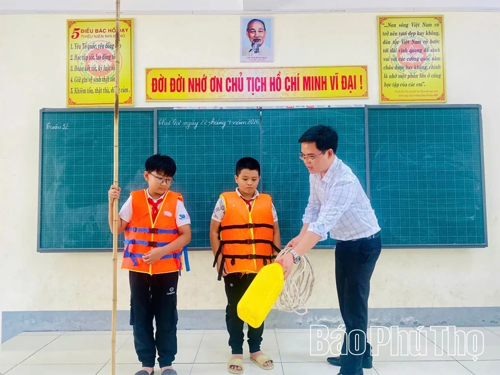 Bảo vệ trẻ em trước hiểm họa đuối nước trong mùa hè