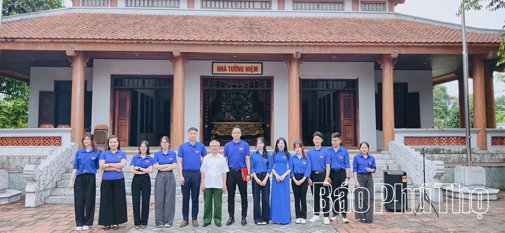 Nơi in dấu chân Người
