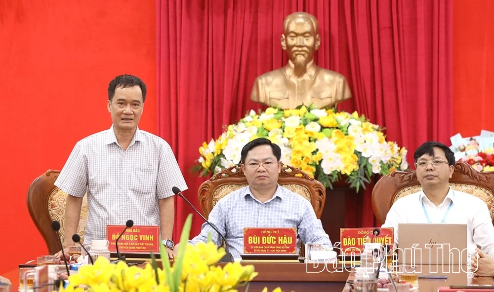 Báo chí đồng hành cùng xã Đà Bắc trên hành trình bứt phá mới