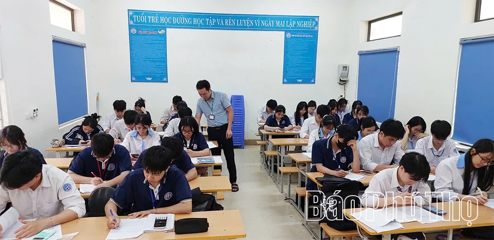 Bố trí điều kiện ăn, nghỉ, đi lại cho hơn 1.000 học sinh ở xa điểm thi