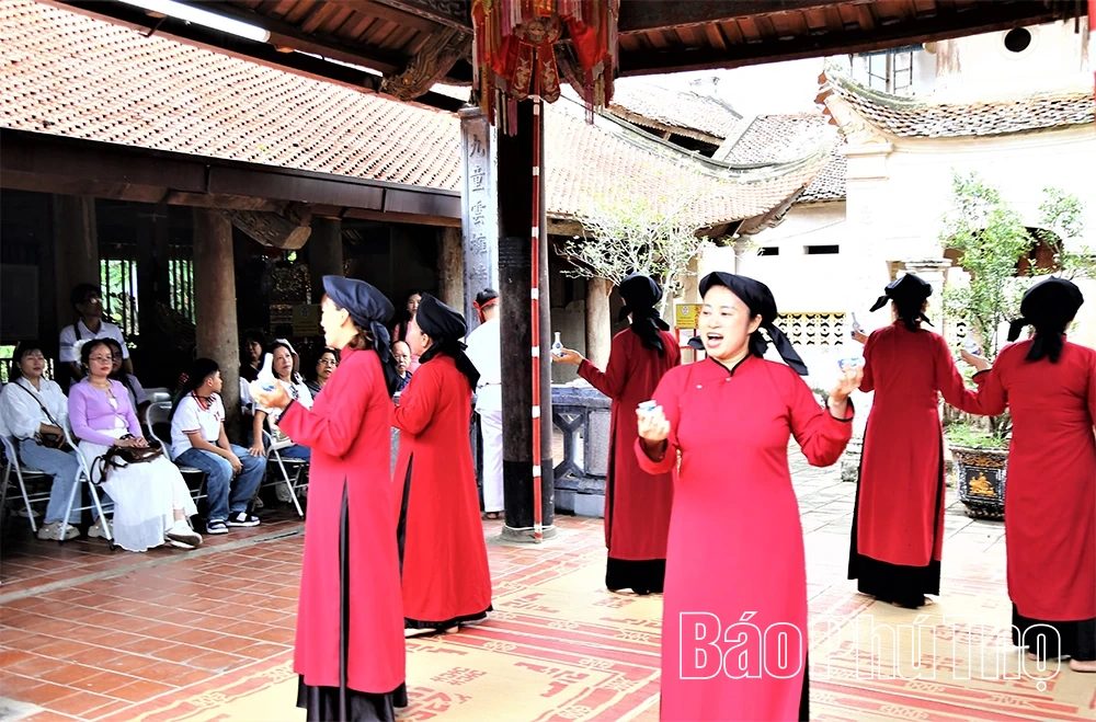 Văn hóa và con người là động lực phát triển bền vững